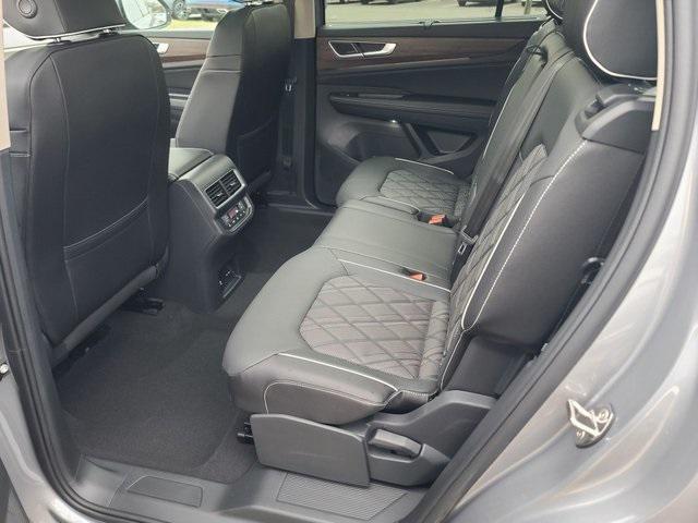 new 2026 Volkswagen Atlas car, priced at $51,996