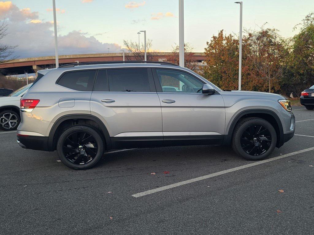 new 2026 Volkswagen Atlas car, priced at $43,986