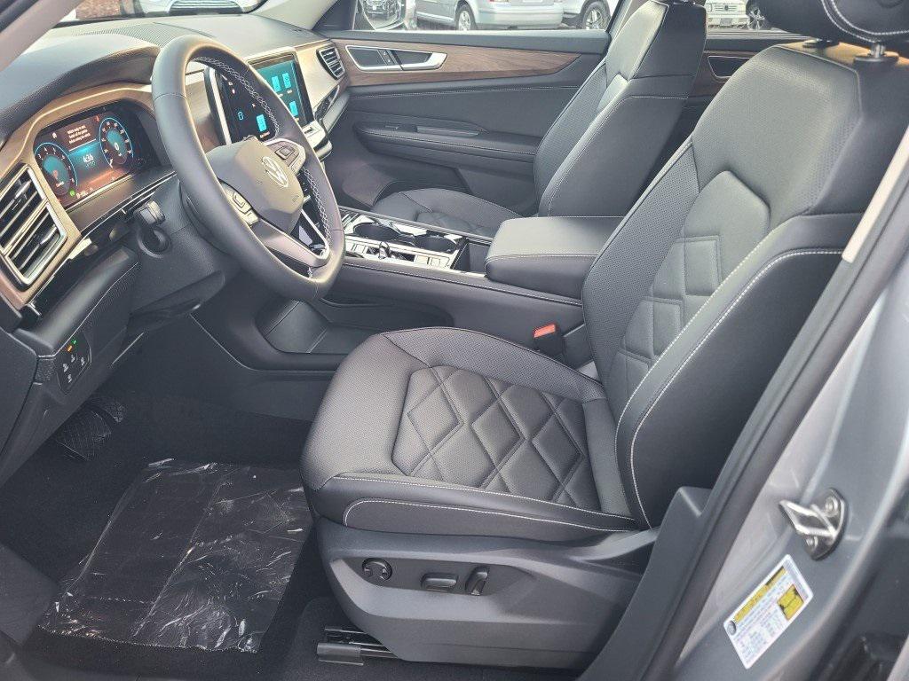 new 2026 Volkswagen Atlas car, priced at $43,986