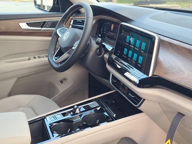 new 2026 Volkswagen Atlas car, priced at $43,474