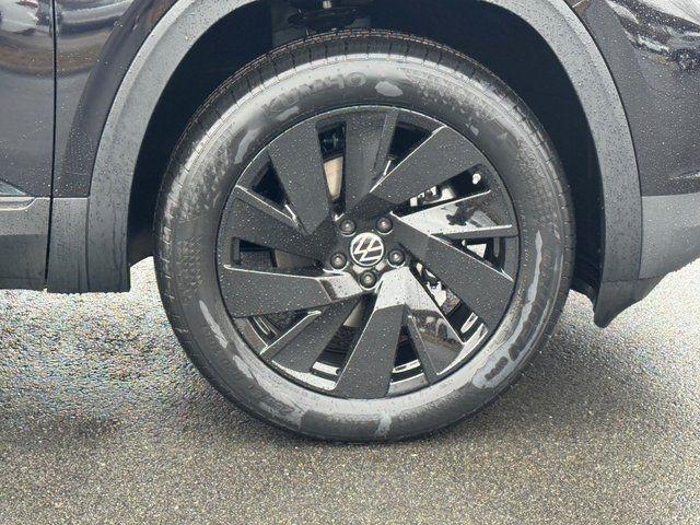 new 2026 Volkswagen Atlas car, priced at $42,677