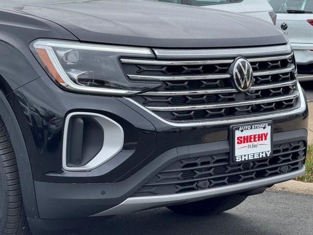 new 2026 Volkswagen Atlas car, priced at $44,611