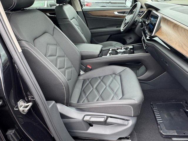 new 2026 Volkswagen Atlas car, priced at $44,611