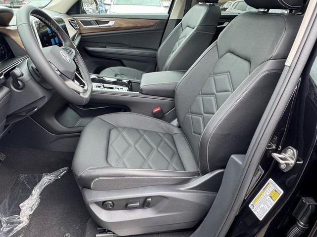 new 2026 Volkswagen Atlas car, priced at $44,611