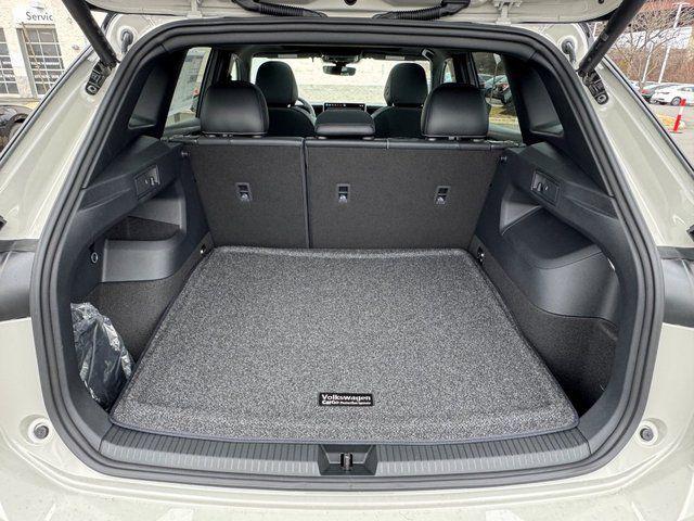 new 2026 Volkswagen Tiguan car, priced at $37,408