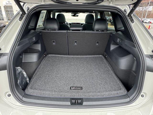 new 2026 Volkswagen Tiguan car, priced at $38,908