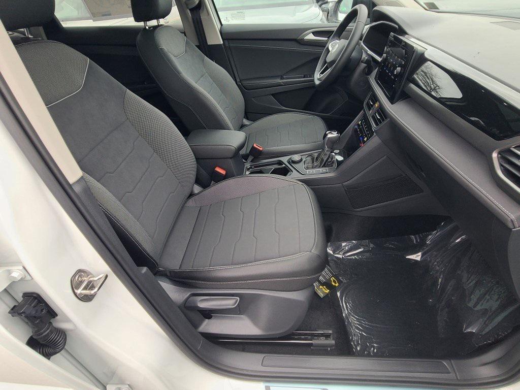 new 2026 Volkswagen Taos car, priced at $33,123