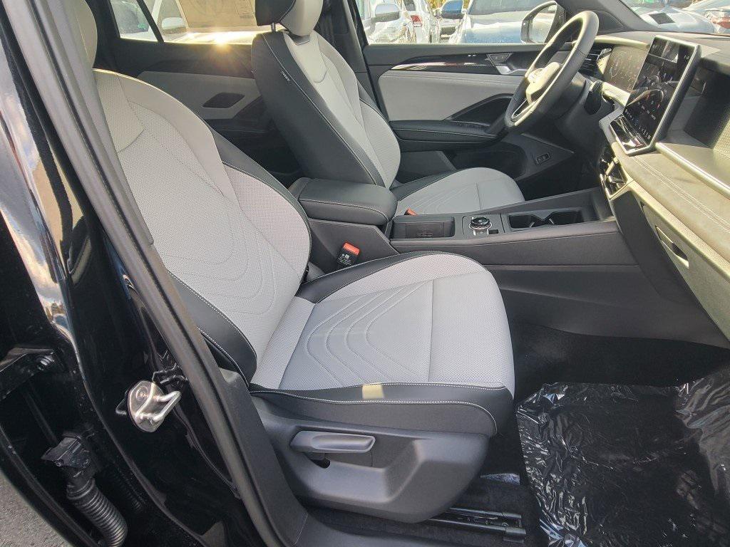 new 2026 Volkswagen Tiguan car, priced at $38,549