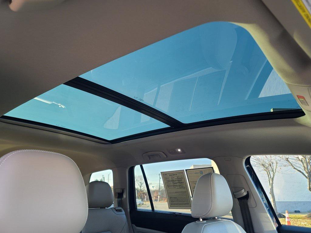 used 2023 Volkswagen Atlas car, priced at $33,400