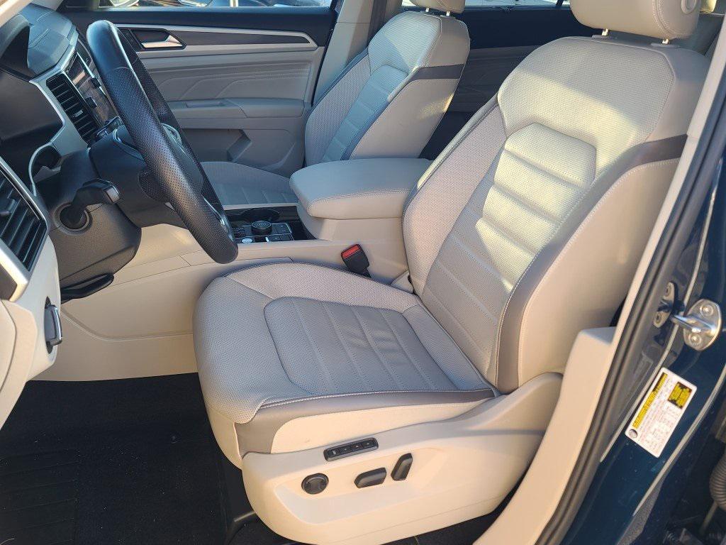 used 2023 Volkswagen Atlas car, priced at $33,400