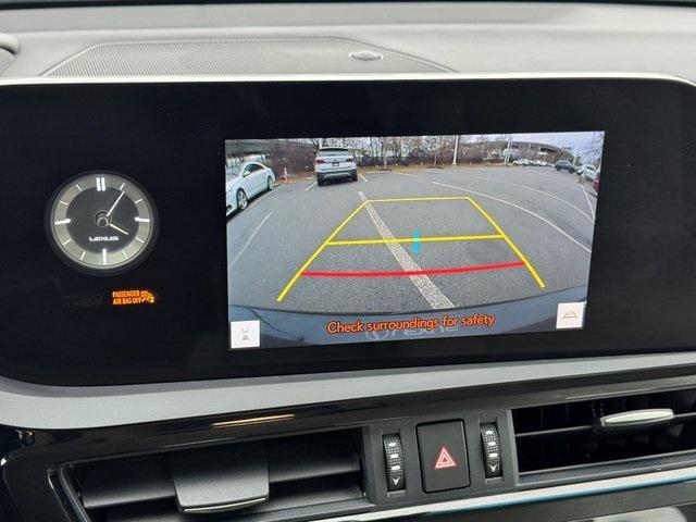 used 2023 Lexus ES 300h car, priced at $36,400