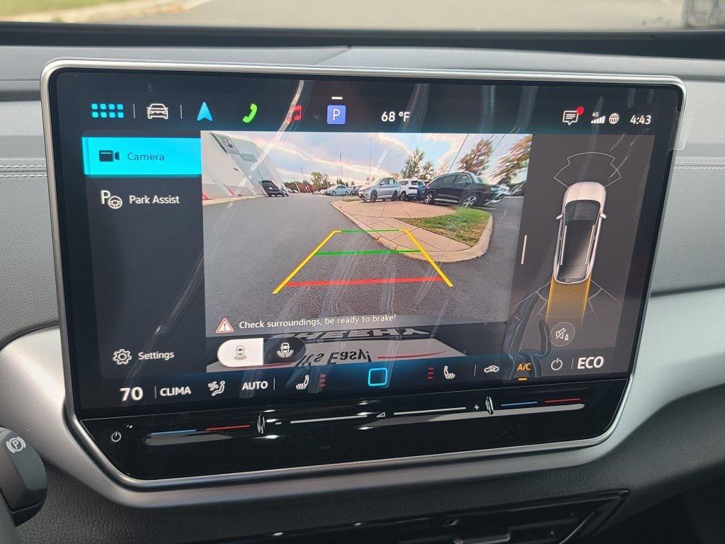 new 2025 Volkswagen ID.4 car, priced at $40,635