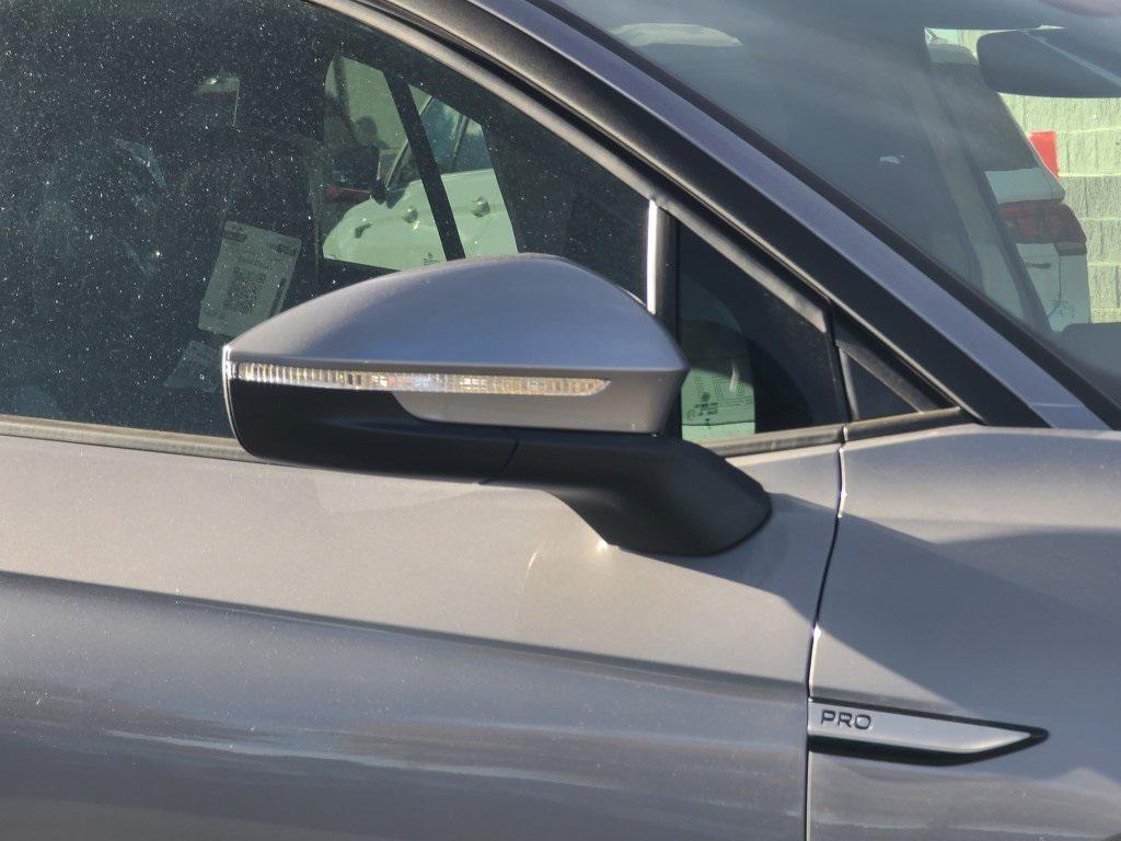 new 2025 Volkswagen ID.4 car, priced at $40,635