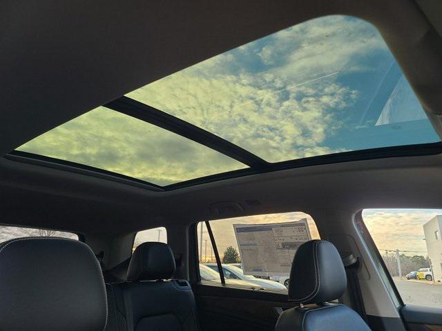 new 2026 Volkswagen Atlas car, priced at $44,420