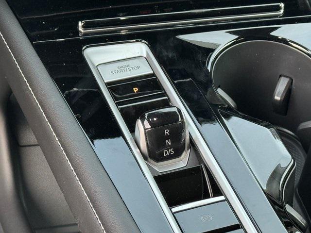 new 2026 Volkswagen Atlas car, priced at $44,387