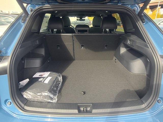 new 2026 Volkswagen Tiguan car, priced at $39,207