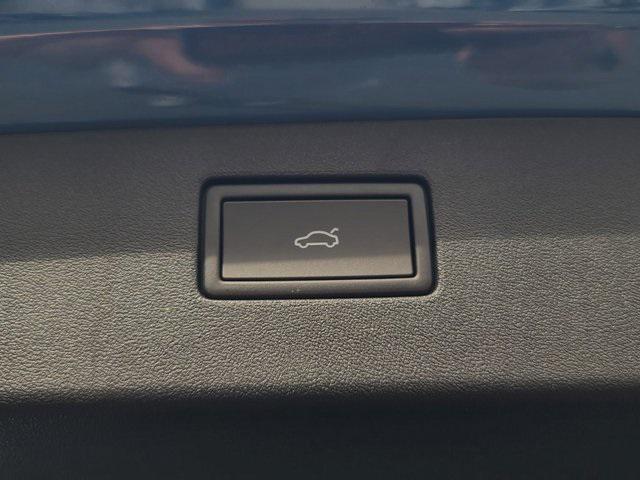 new 2026 Volkswagen Tiguan car, priced at $39,207