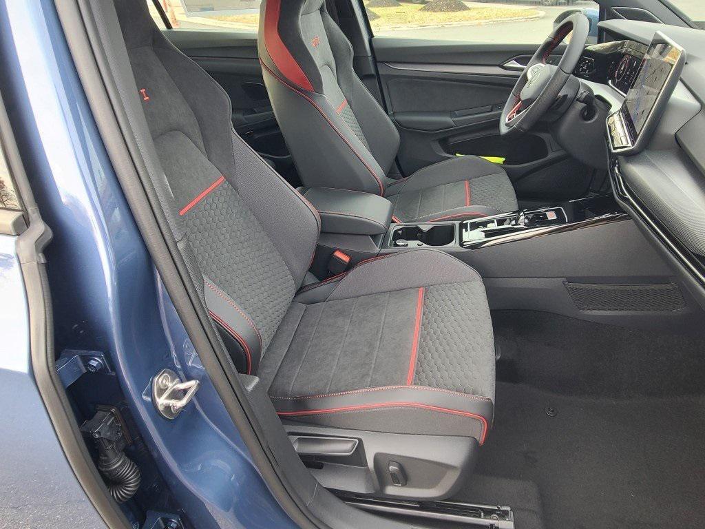 new 2026 Volkswagen Golf GTI car, priced at $39,674