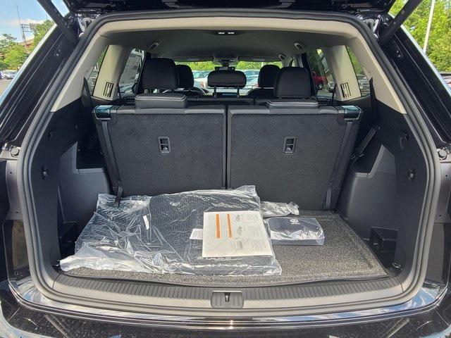 new 2026 Volkswagen Atlas car, priced at $43,388