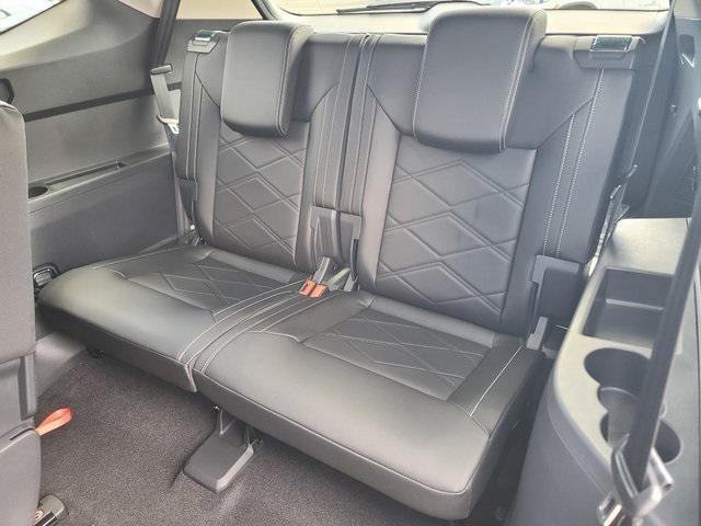 new 2026 Volkswagen Atlas car, priced at $43,388