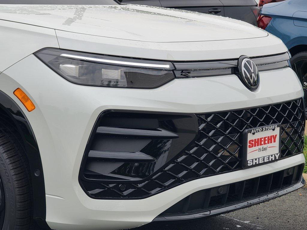 new 2025 Volkswagen Tiguan car, priced at $35,015