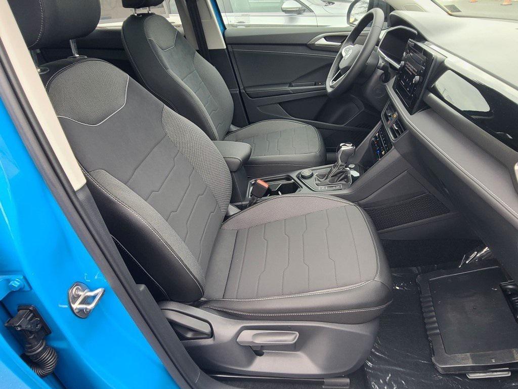 new 2026 Volkswagen Taos car, priced at $33,560