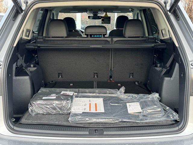 new 2026 Volkswagen Atlas car, priced at $47,151
