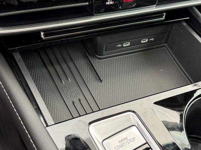 new 2026 Volkswagen Atlas car, priced at $47,151