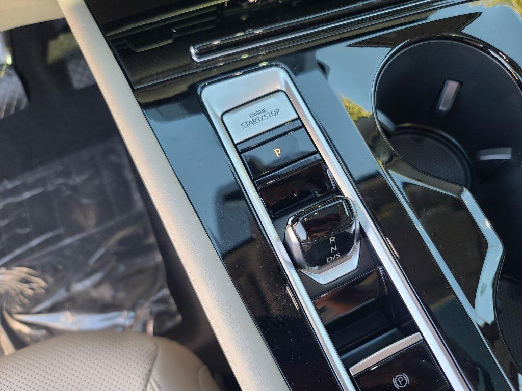 new 2026 Volkswagen Atlas car, priced at $44,580