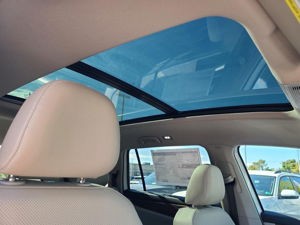 new 2026 Volkswagen Atlas car, priced at $44,580