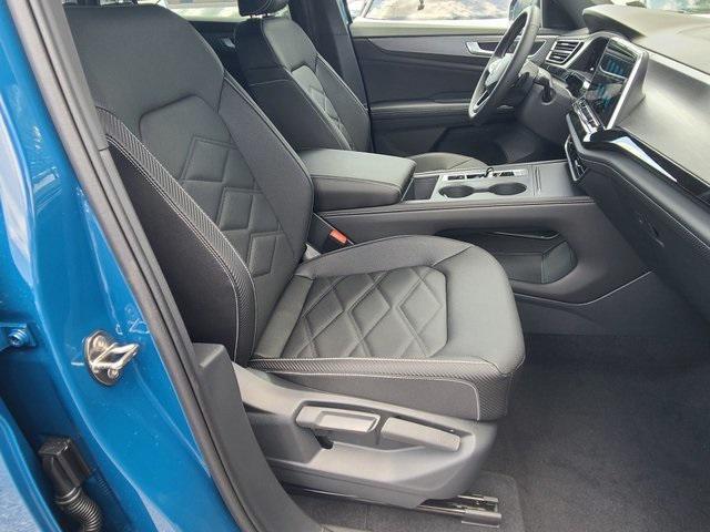 new 2026 Volkswagen Atlas Cross Sport car, priced at $38,418