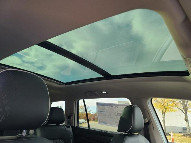 new 2026 Volkswagen Atlas car, priced at $52,581