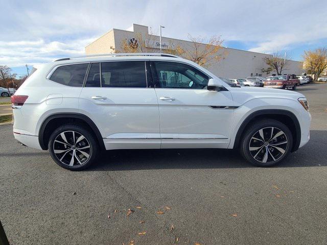 new 2026 Volkswagen Atlas car, priced at $52,581
