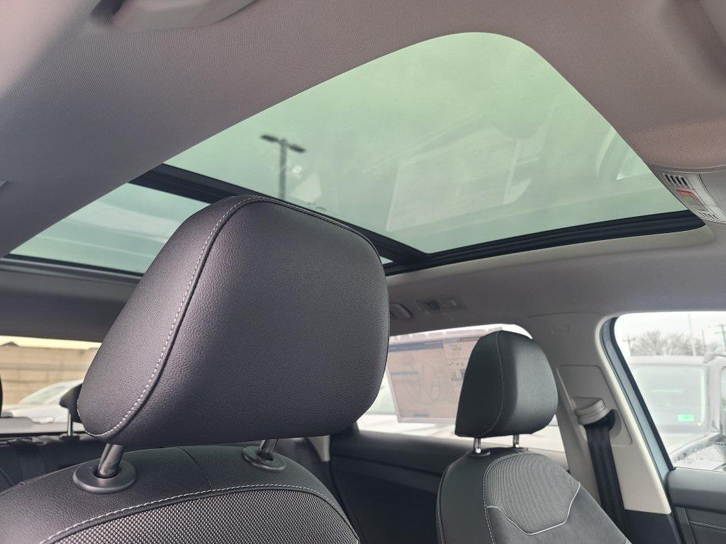 new 2026 Volkswagen Taos car, priced at $33,560