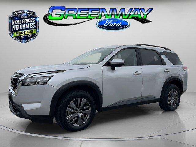 used 2025 Nissan Pathfinder car, priced at $27,889