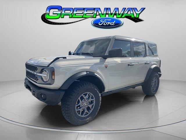 new 2025 Ford Bronco car, priced at $53,556