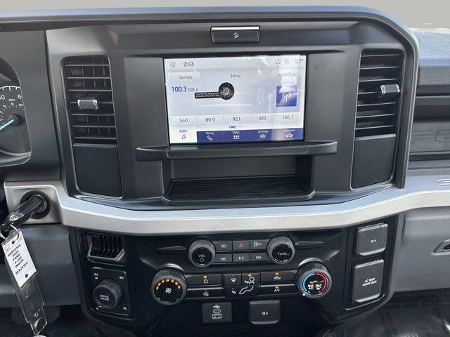 new 2025 Ford F-350 car, priced at $45,957