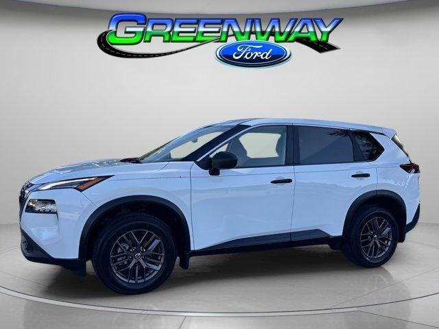 used 2021 Nissan Rogue car, priced at $15,784