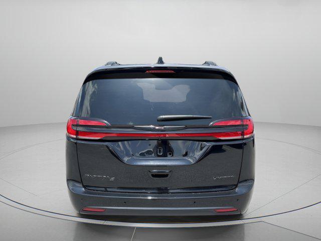 used 2026 Chrysler Pacifica car, priced at $38,648