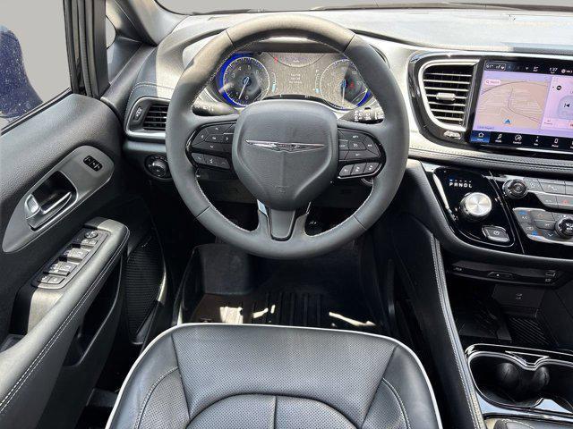 used 2026 Chrysler Pacifica car, priced at $38,648