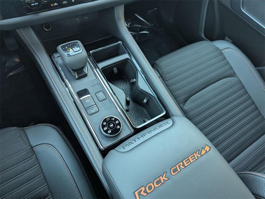 new 2025 Nissan Pathfinder car, priced at $37,447