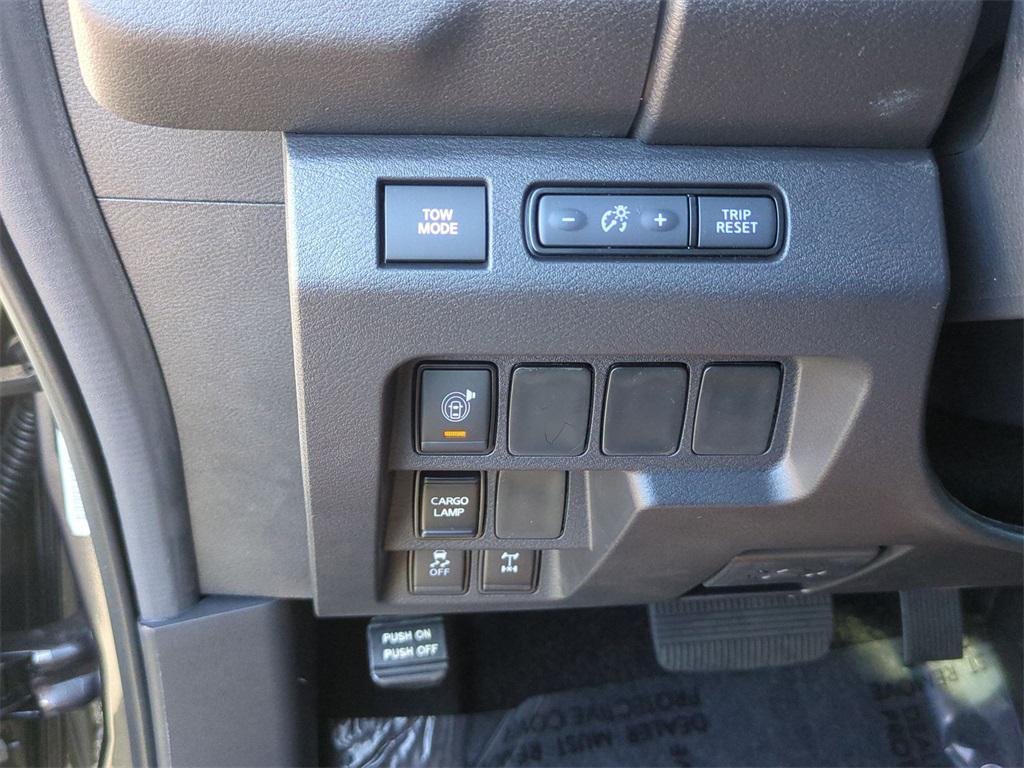 new 2026 Nissan Frontier car, priced at $40,701