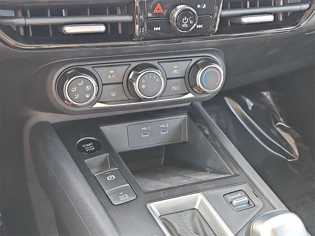 new 2026 Nissan Kicks car, priced at $22,962