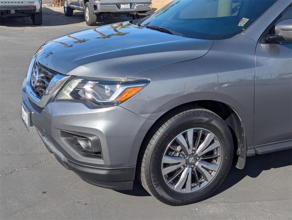 used 2020 Nissan Pathfinder car, priced at $12,477