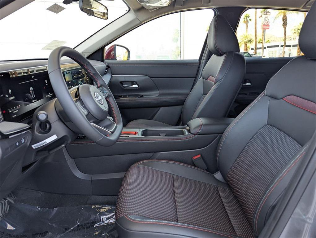 new 2025 Nissan Kicks car, priced at $26,298