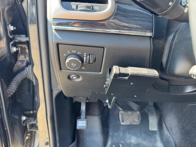 used 2016 Jeep Grand Cherokee car, priced at $13,995