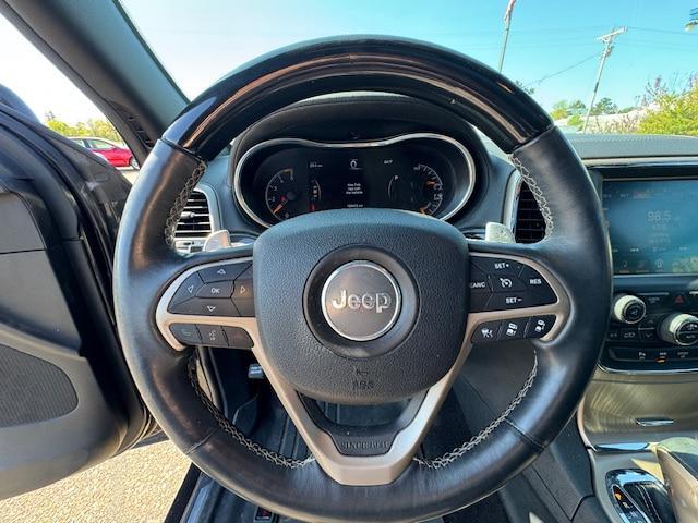 used 2016 Jeep Grand Cherokee car, priced at $13,995
