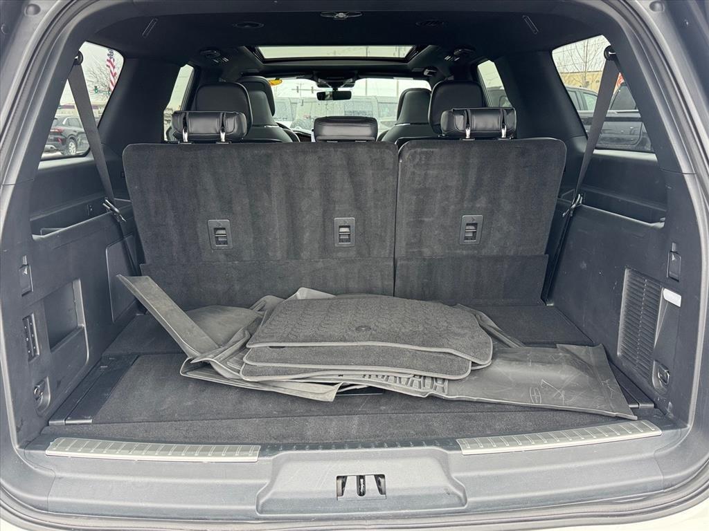 used 2024 Lincoln Navigator car, priced at $79,318