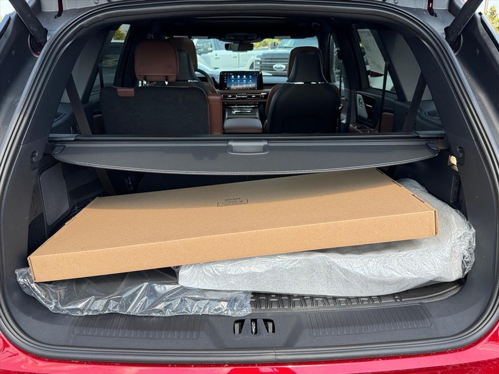 new 2025 Lincoln Aviator car, priced at $73,858