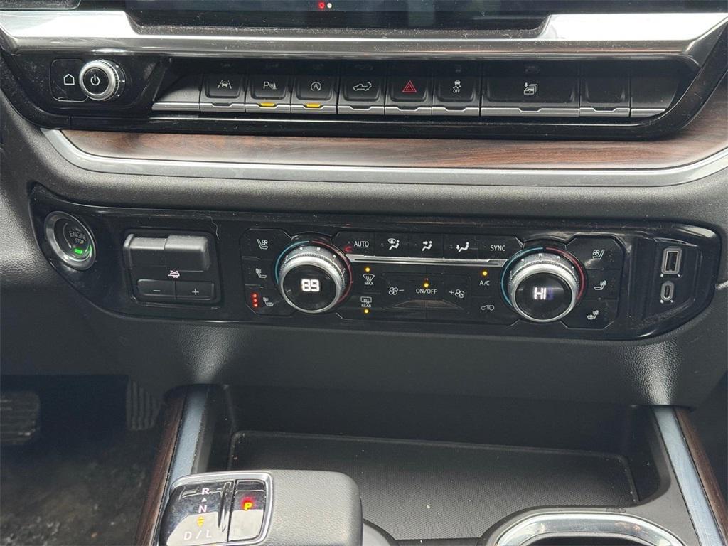 used 2022 GMC Sierra 1500 car, priced at $40,626